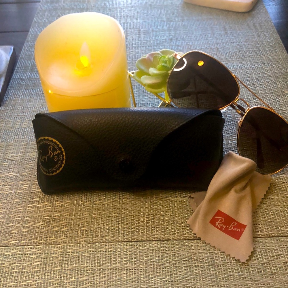 #51 Ray Ban Soft Shell Sunglasses Case